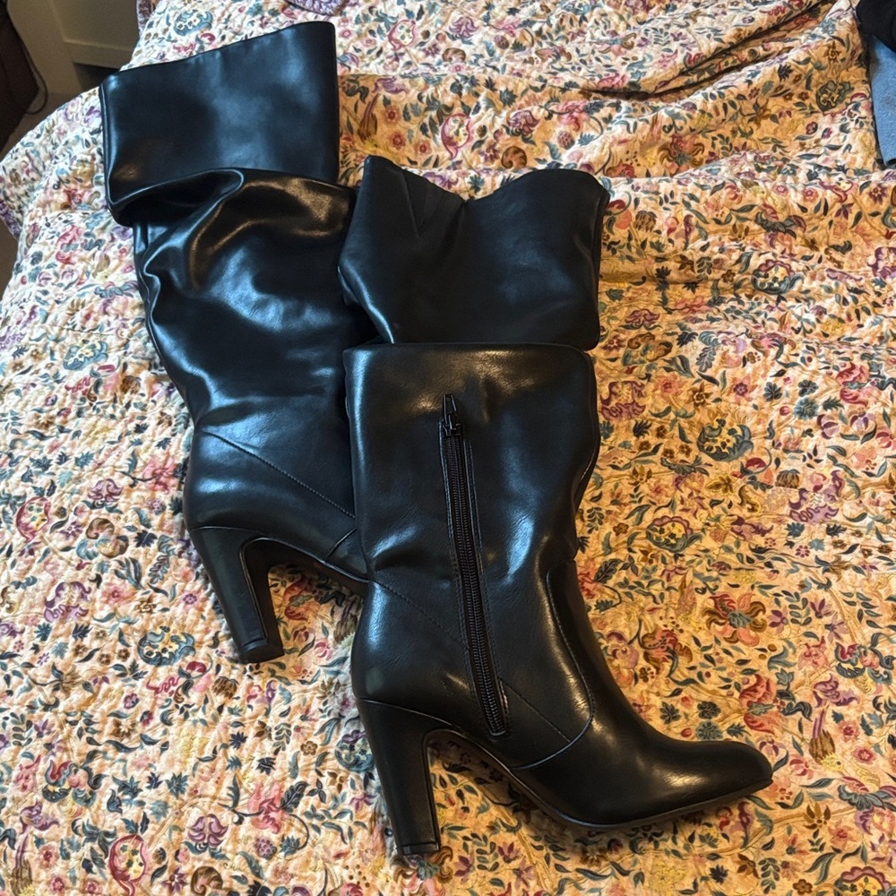 Kelly & Katie Black Heeled Boots